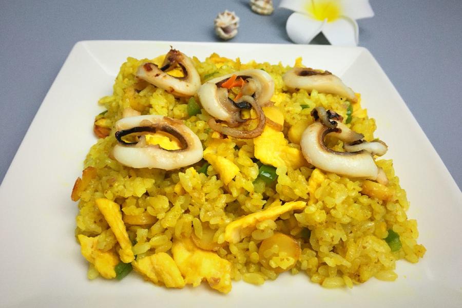 照烧鱿鱼咖哩炒饭