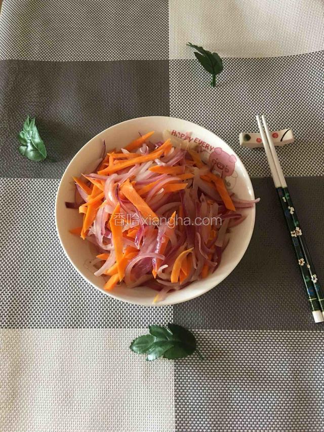 胡萝卜炒洋葱