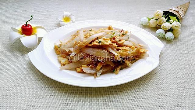洋葱炒鸭蛋