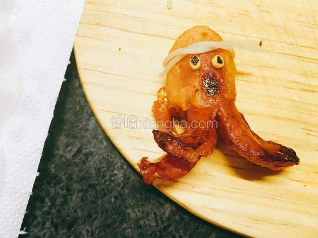 面条在头上打个结