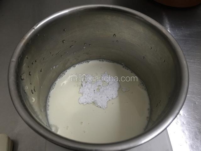 ➕糖粉搅拌融化