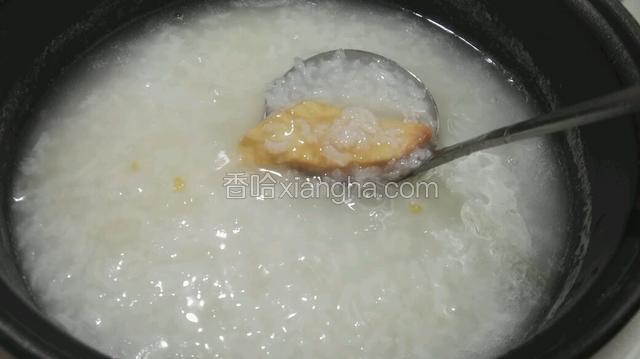 大概煮3分钟，鱼片熟了