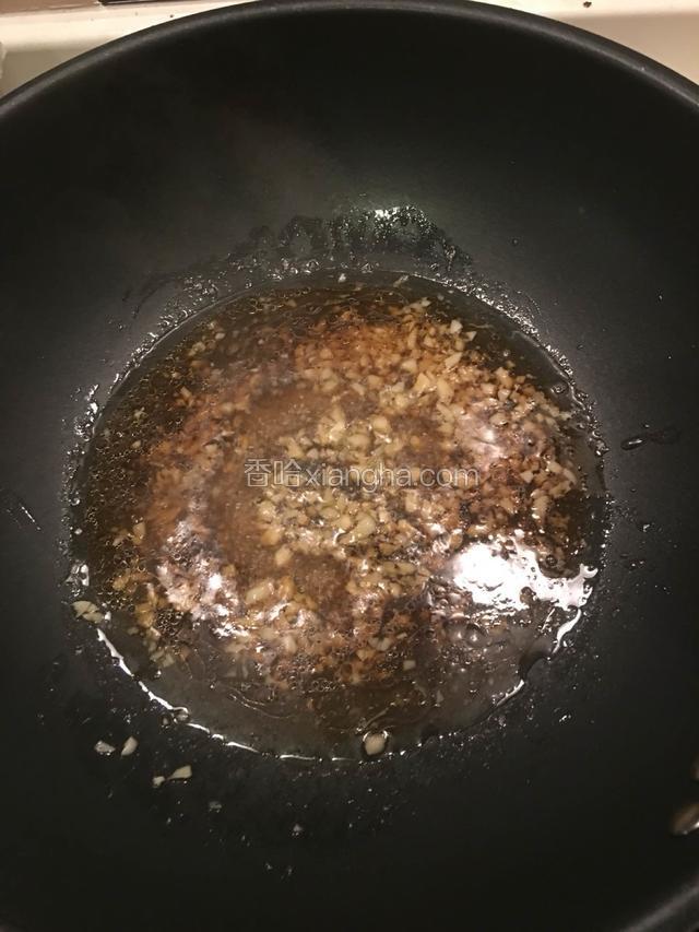 加入第5步调好的汁酱，煮开