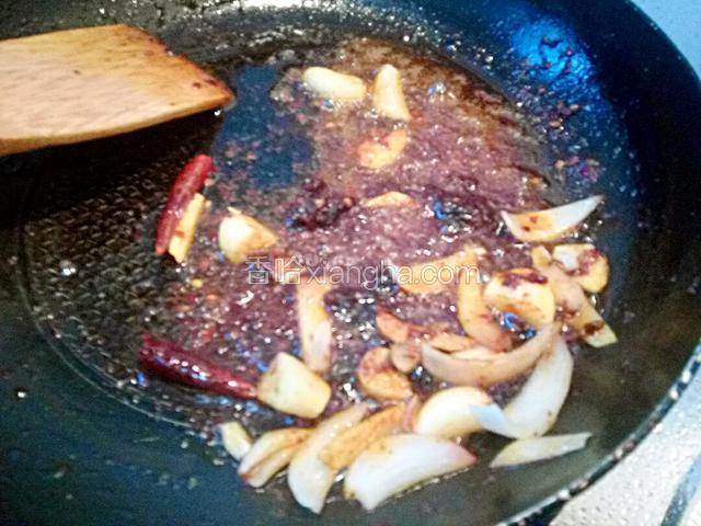 火锅底料炒开
