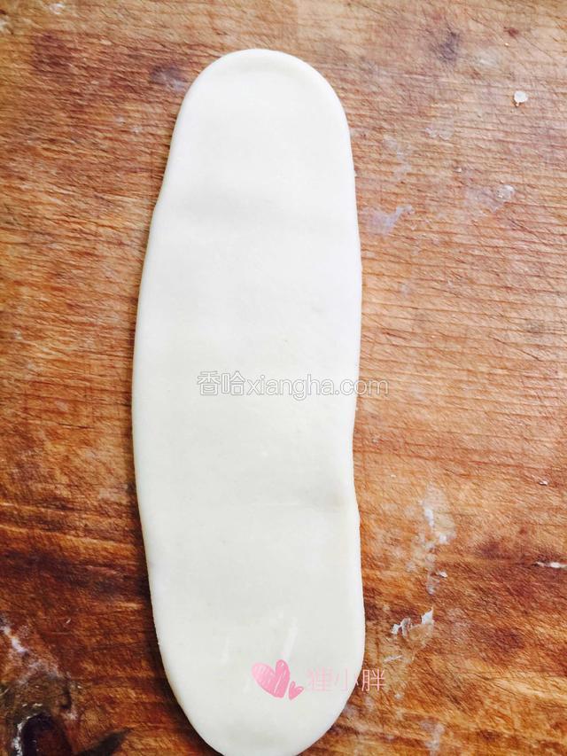 再次擀成牛舌状