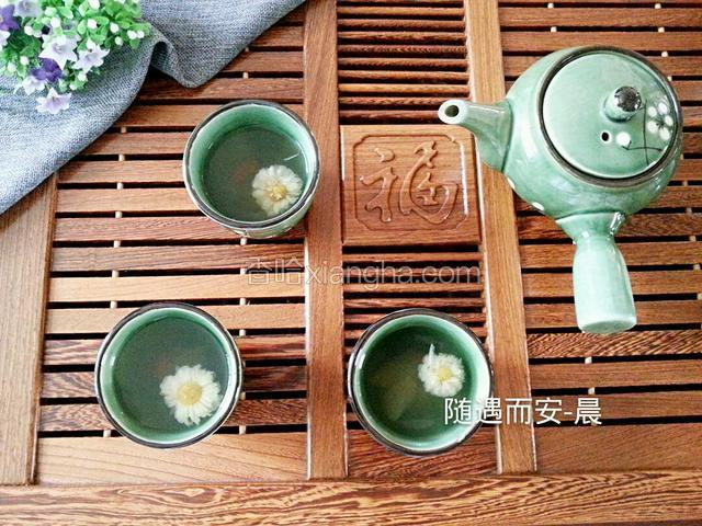 来张俯拍的～