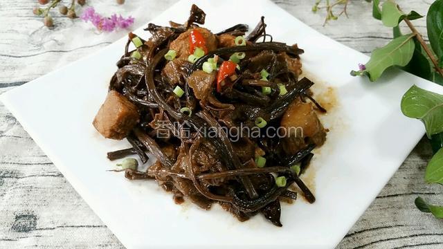茶树菇烧排骨