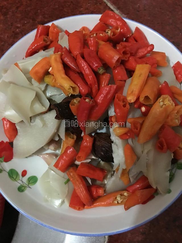 配料切好备用