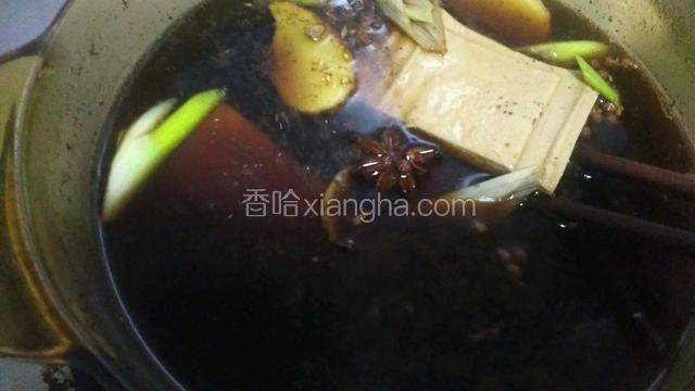 放入豆腐干