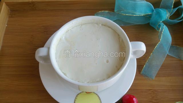 大火蒸10分钟关火焖5分钟取出，放凉