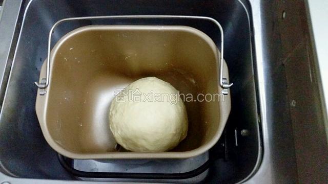 再和面15分钟至完全阶段