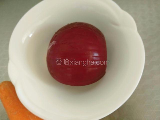 准备圆葱半个。