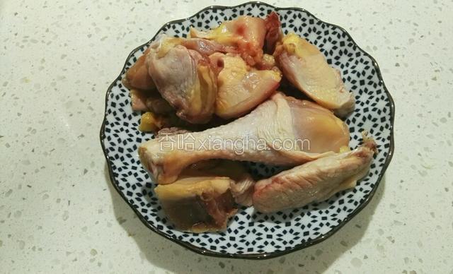鸡肉切块