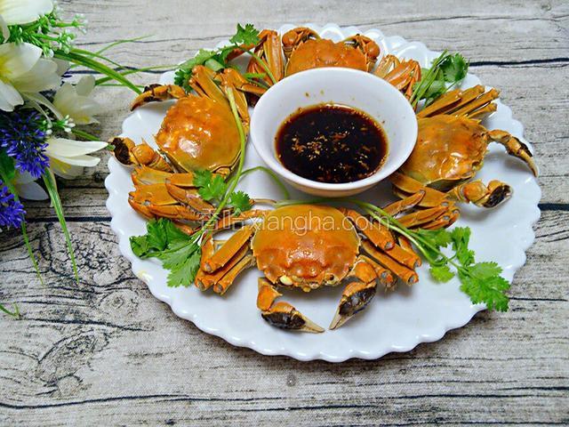 紫苏蒸毛蟹