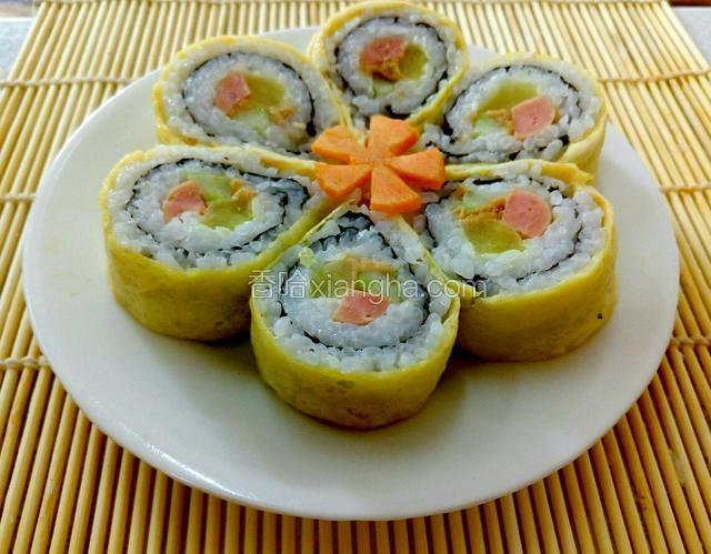 蛋皮樱花寿司卷
