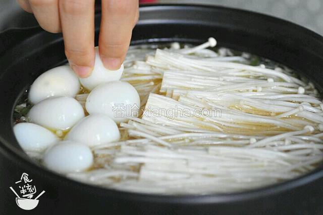 最后放入鹌鹑蛋