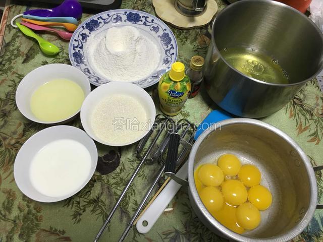 全部材料和工具清单！材料全部过秤、鸡蛋分离、低筋粉过筛三遍！