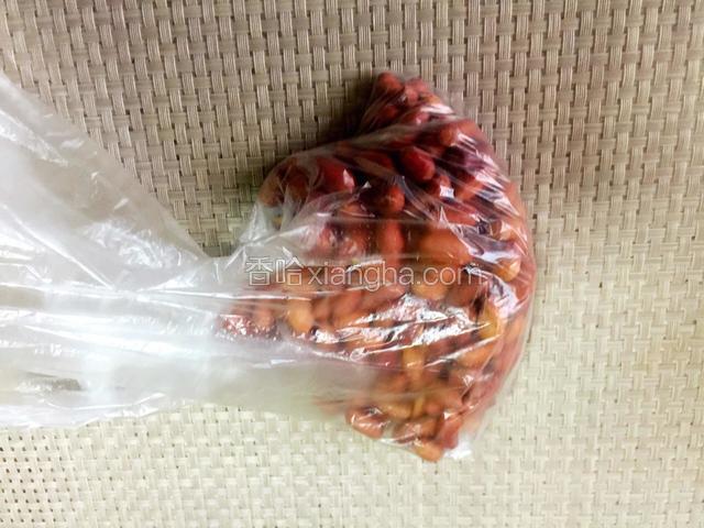 烤好后放入保鲜袋。