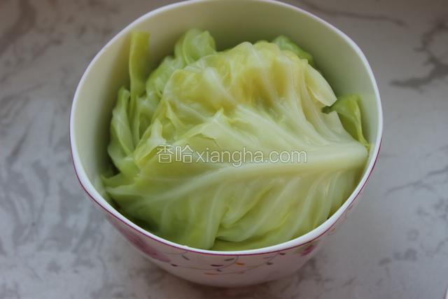入沸水中焯烫