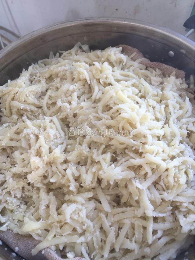 熟了就是这样了，下一步就可以根据自己喜欢的方法食用了