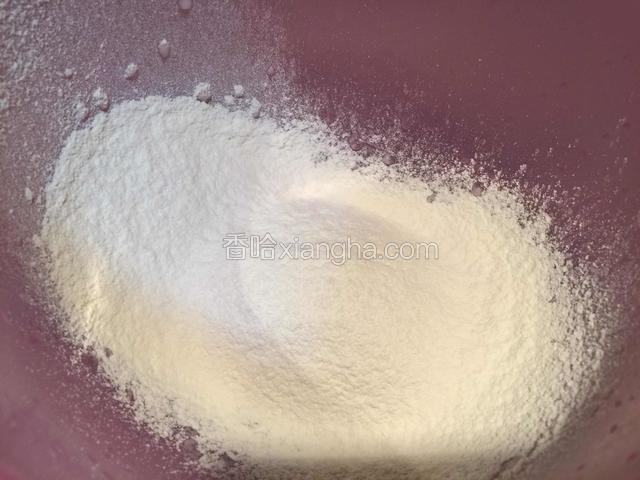 将章鱼烧粉过筛