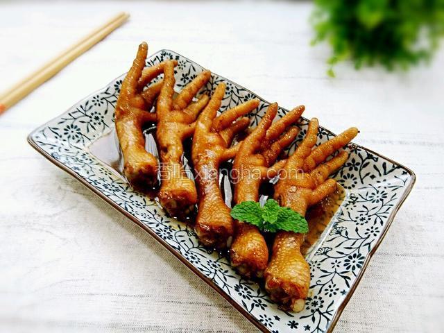 红烧鸡爪
