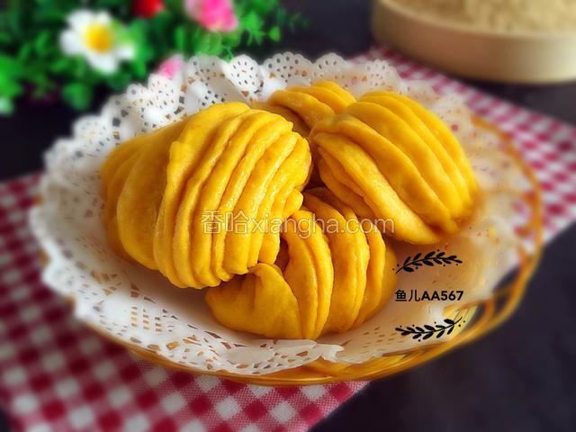 南瓜花卷