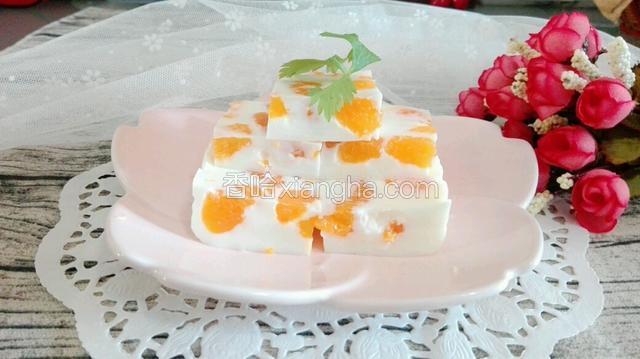 蜜橘椰汁糕