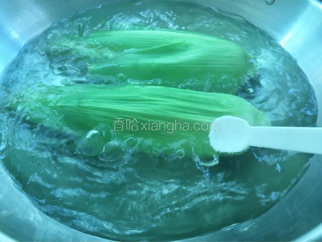 大火煮开，小火再慢煮十分钟左右即可。