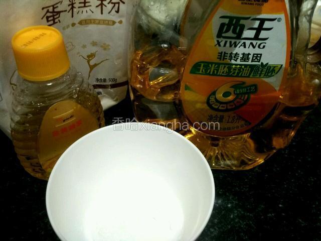准备做提琴的材料～
