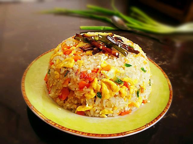 葱油胡萝卜炒饭