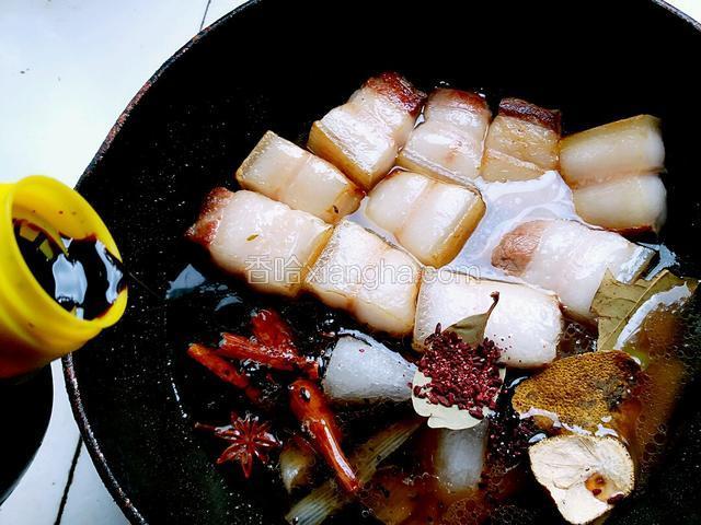 红烧酱油五克下锅