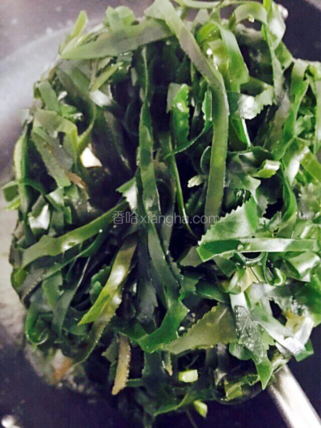 然后关火后再次泡入冷水中