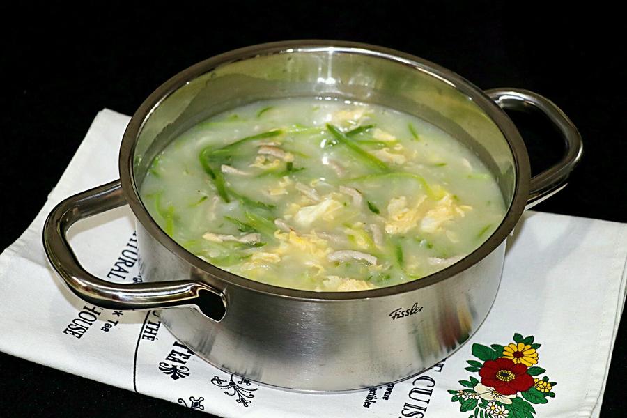 青萝卜丝咸汤
