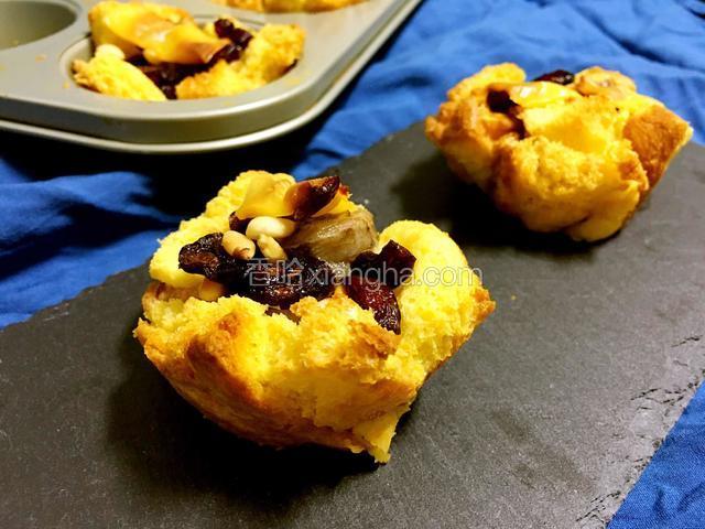 吐司金黄酥脆可口。