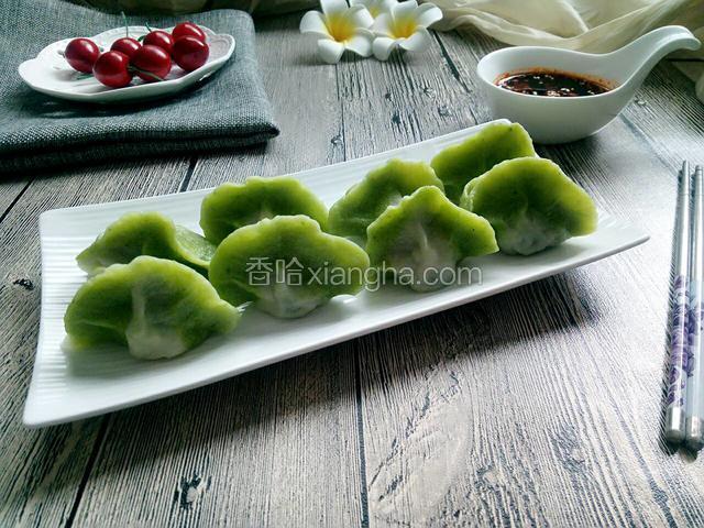 百财荠菜饺子