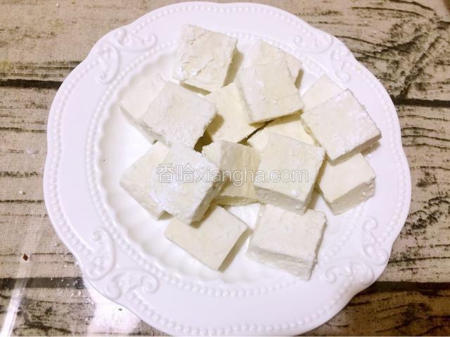 依次做好所有的豆腐