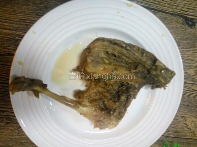 烧开后炖煮5分钟，拨到保温状态10分钟，再炖煮十分钟再保温，如此两次，基本就熟了。