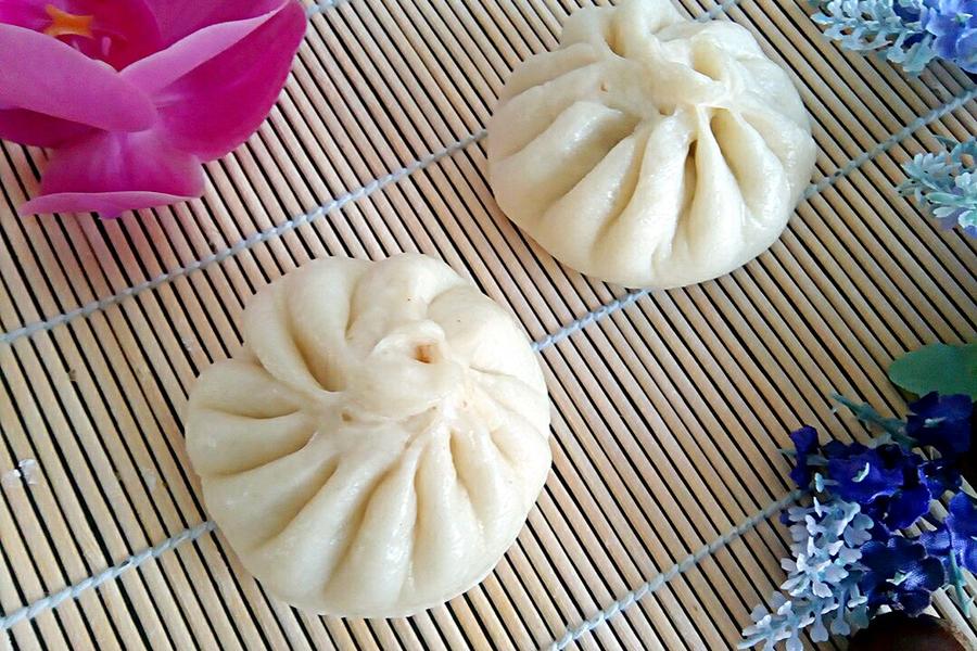 荠菜肉包子