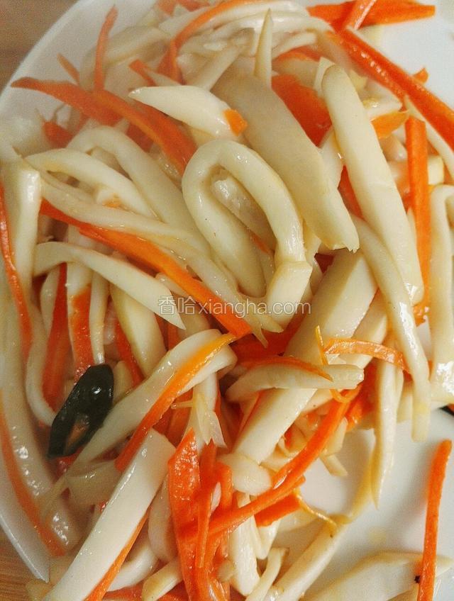 翻炒片刻，盛出备用