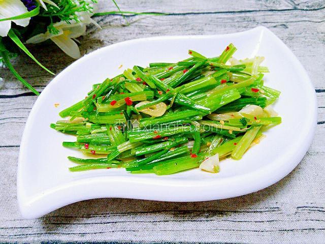 素炒芹菜