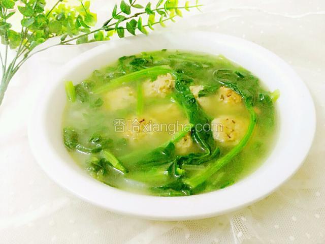 菠菜丸子汤