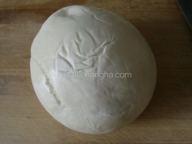 准备山东炝面大馒头一个；