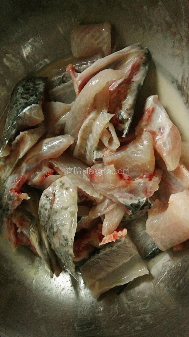 用手抓均匀后，不需要腌制了。