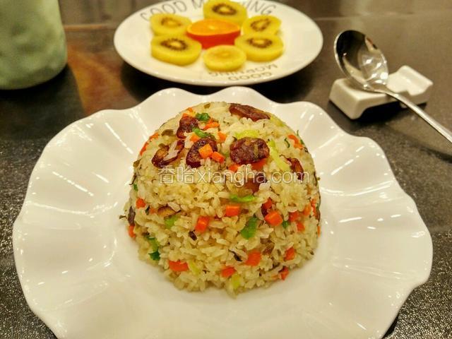 香肠雪菜炒饭