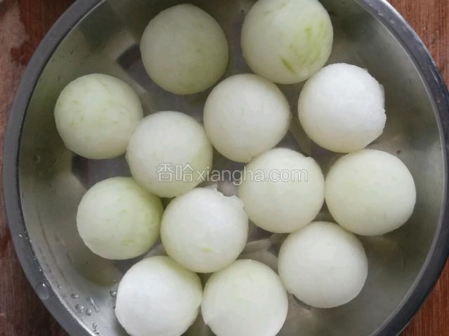 全部挖好，剩下的可以另做一道冬瓜汤。