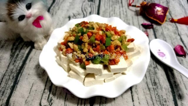 肉丁拌豆腐