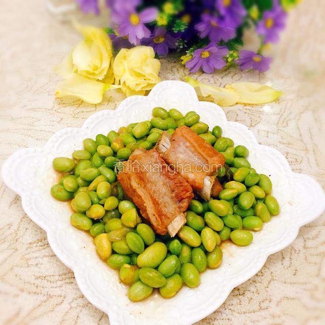 青豆焖排骨