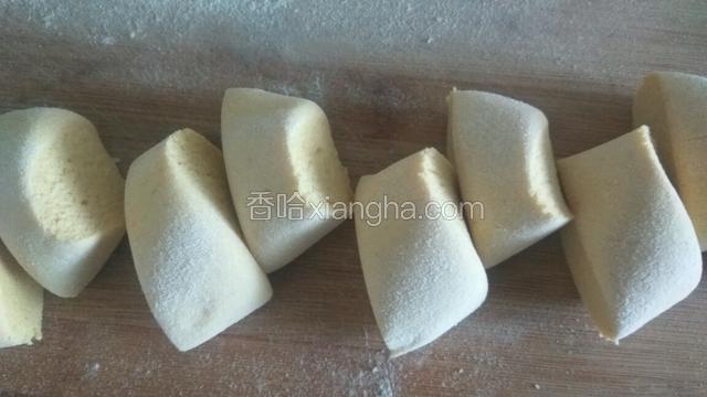 切成自己随意大小的小挤。