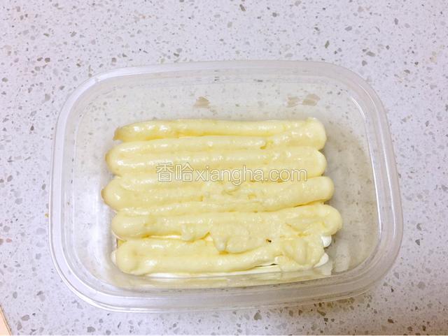 再挤一层豆乳。